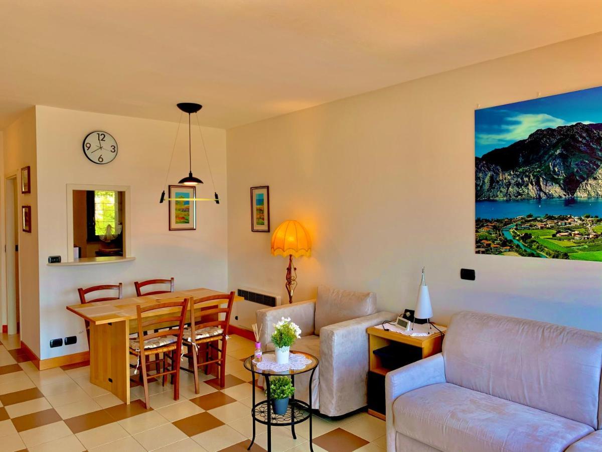 Sky&Pool Dom Apartment Riva del Garda Luaran gambar