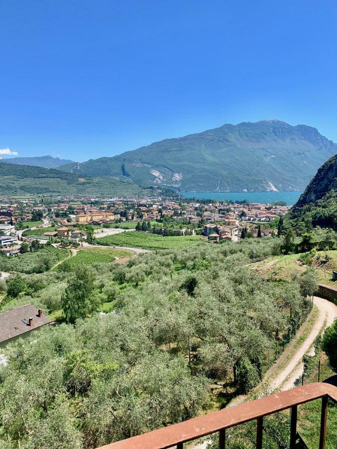 Sky&Pool Dom Apartment Riva del Garda Luaran gambar