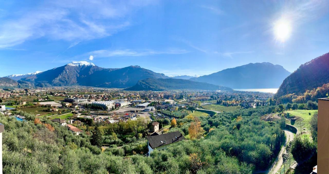 Sky&Pool Dom Apartment Riva del Garda Luaran gambar